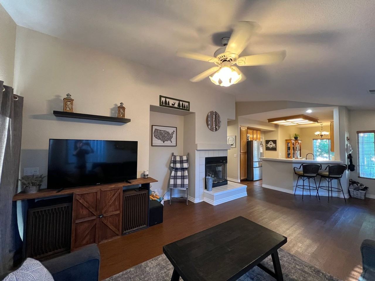 208 Stavros Ct - Photo 6 of 35