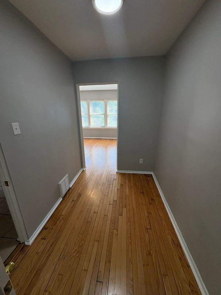 3440 Delor - Photo 2 of 7