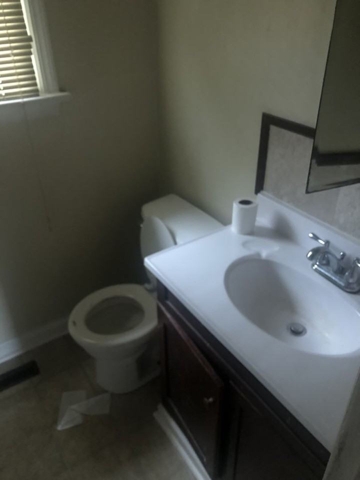 1407 Hyman Ave - Photo 2 of 13