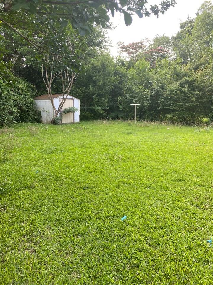 1407 Hyman Ave - Photo 5 of 13