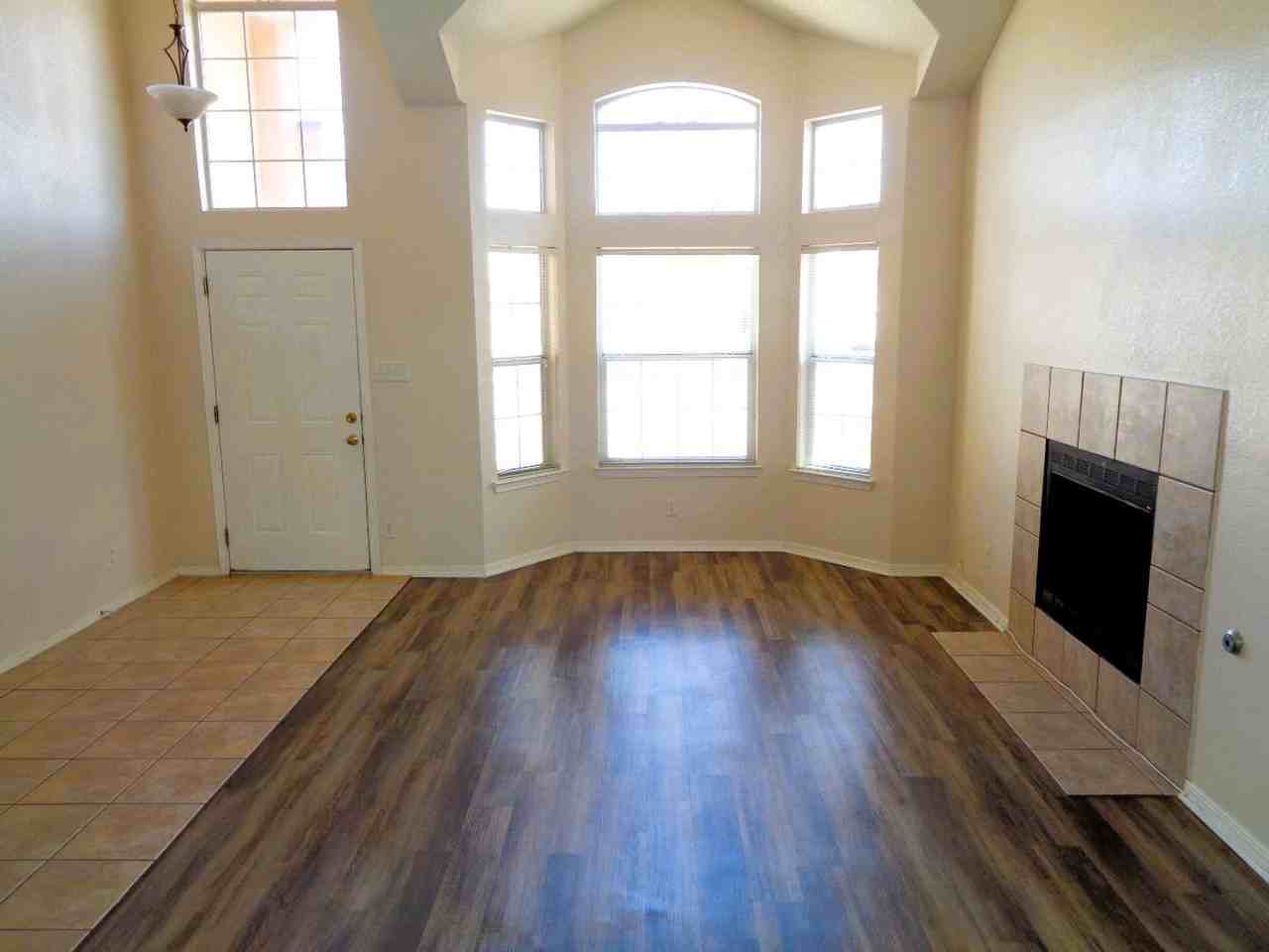 7960 Morning Dawn Ave - Photo 3 of 30