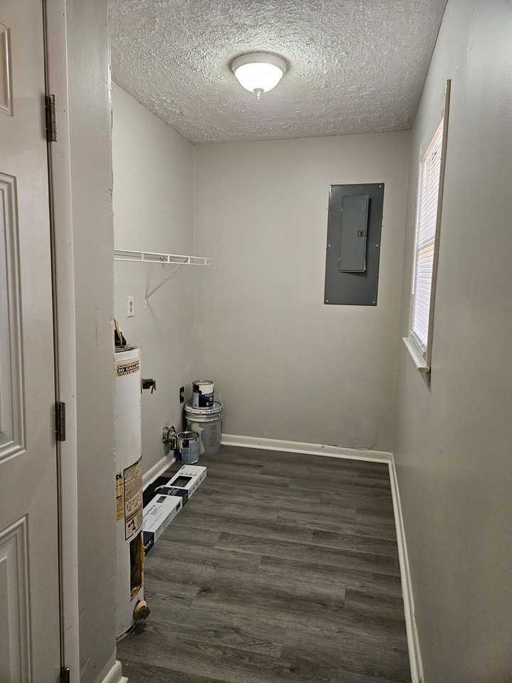 1737 Harper St - Photo 3 of 11