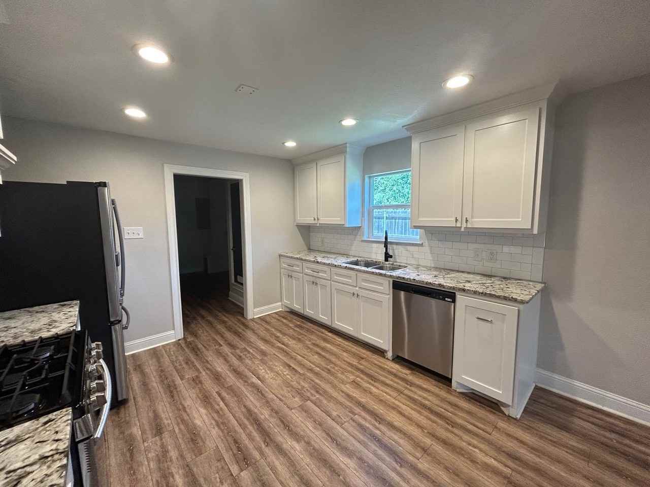216 N Harrison St - Photo 2 of 15