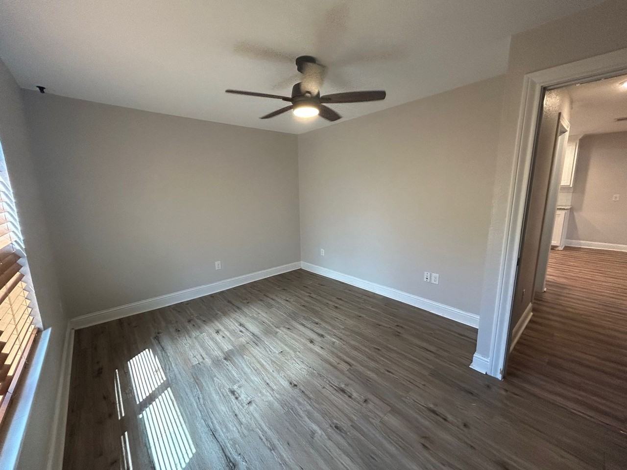 216 N Harrison St - Photo 7 of 15