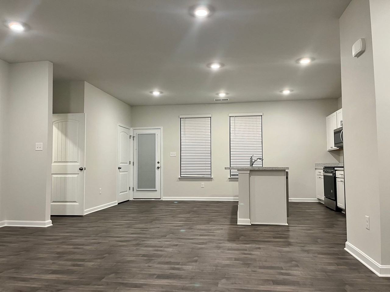 33 Citrus Dr - Photo 3 of 45