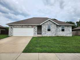 1185 S Calabria Ave - Photo 1 of 1