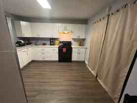 1101 Grant St - Photo 1 of 1