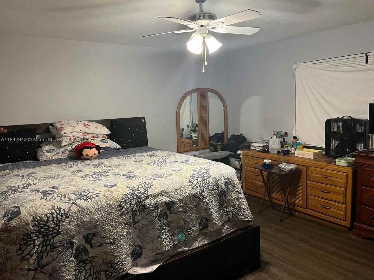 1101 Grant St - Photo 6 of 10