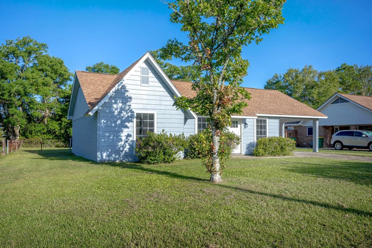 6672 Cortez Cir - Photo 4 of 50