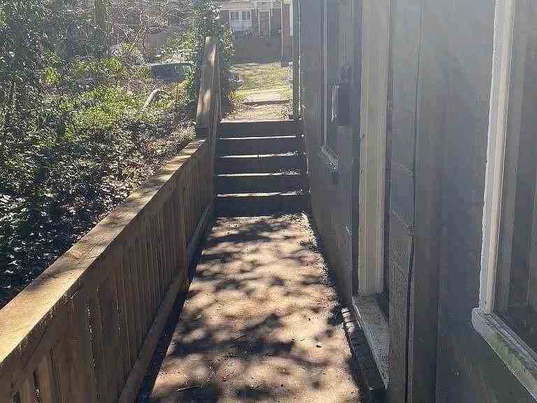 1280 Stillwood Dr Ne - Photo 2 of 17