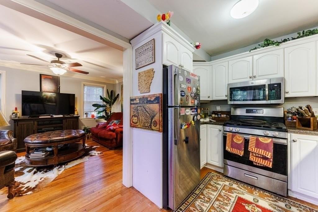 1280 Stillwood Dr Ne - Photo 4 of 17