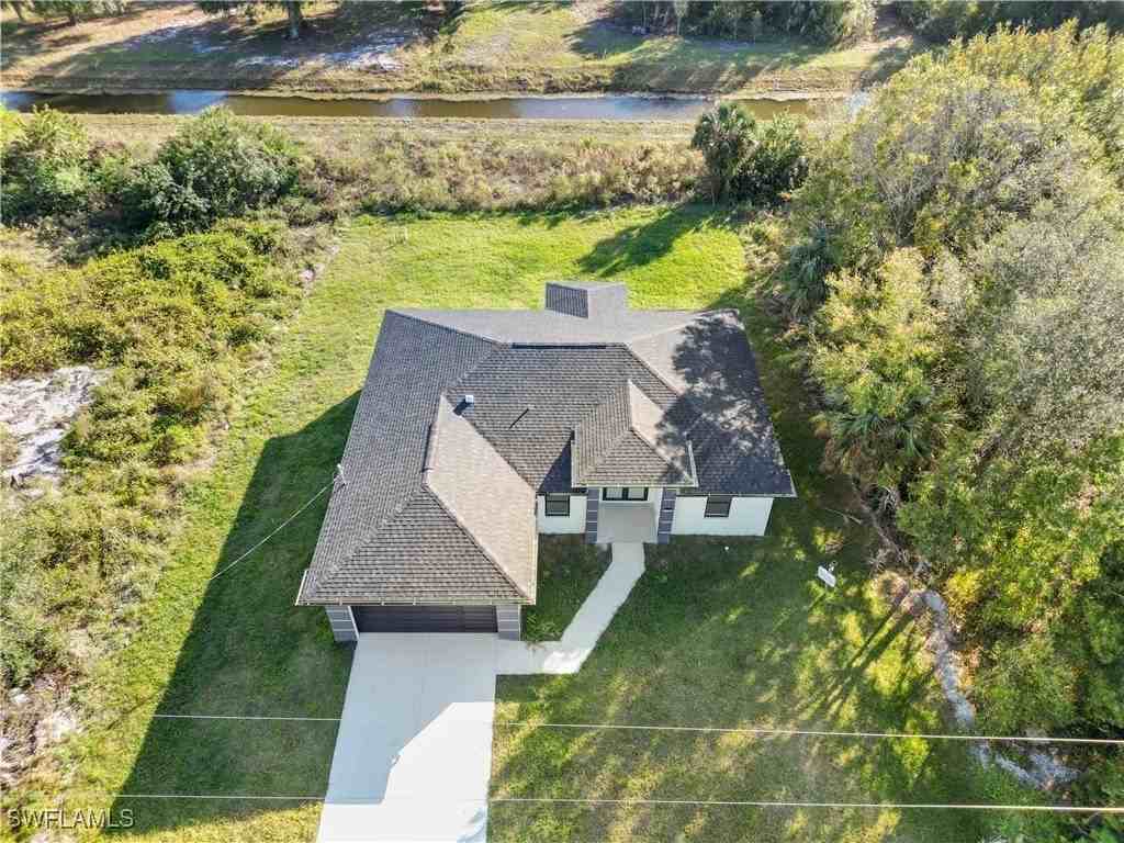 3781 La Rue Street - Photo 3 of 26