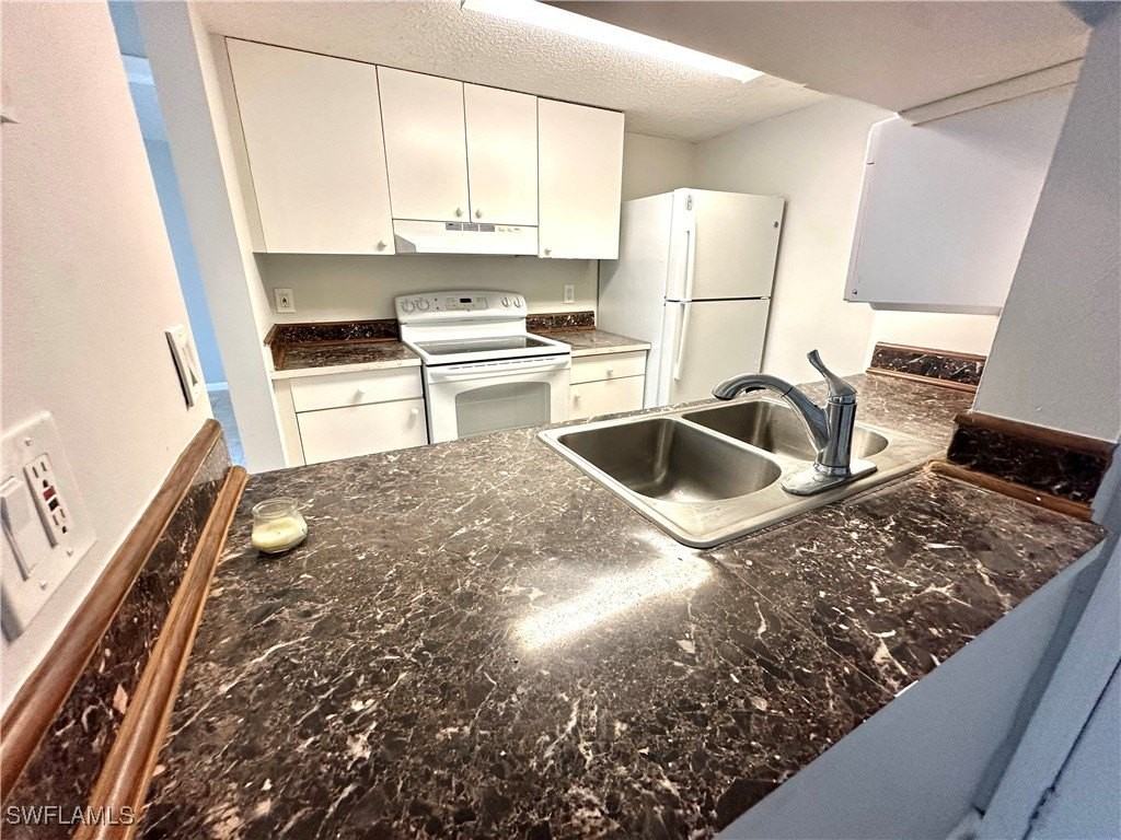 3417 Winkler Ave Apt 607 #607 - Photo 6 of 15