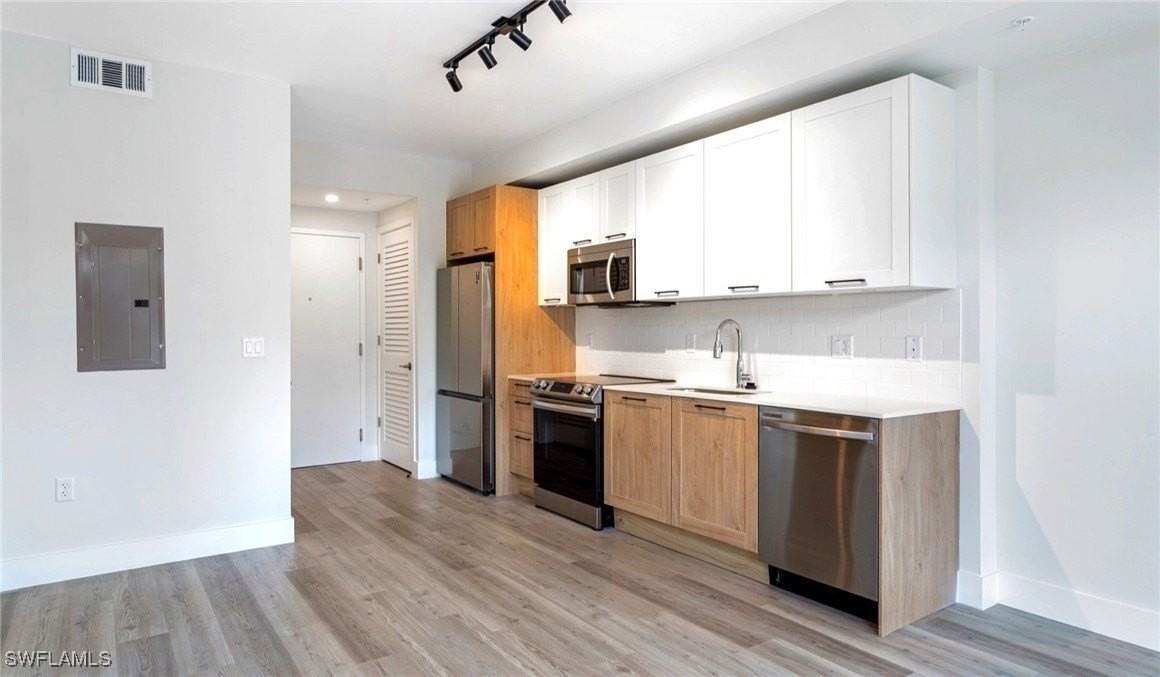 22980 Vista Edera Cir Unit 1-203 #1-203 - Photo 7 of 28