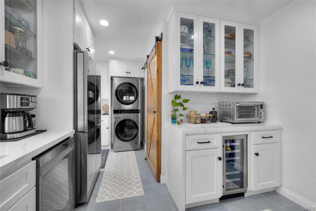 5345 W 140th St - Photo 3 of 8