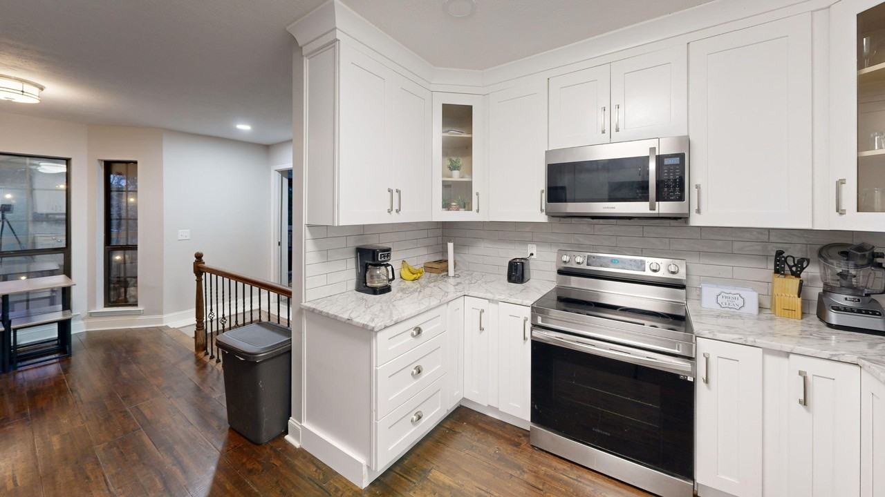 Oak Valley Dr - Photo 5 of 6