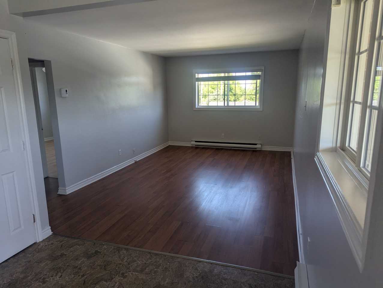 956 Meadow Avenue #956 - Photo 3 of 12