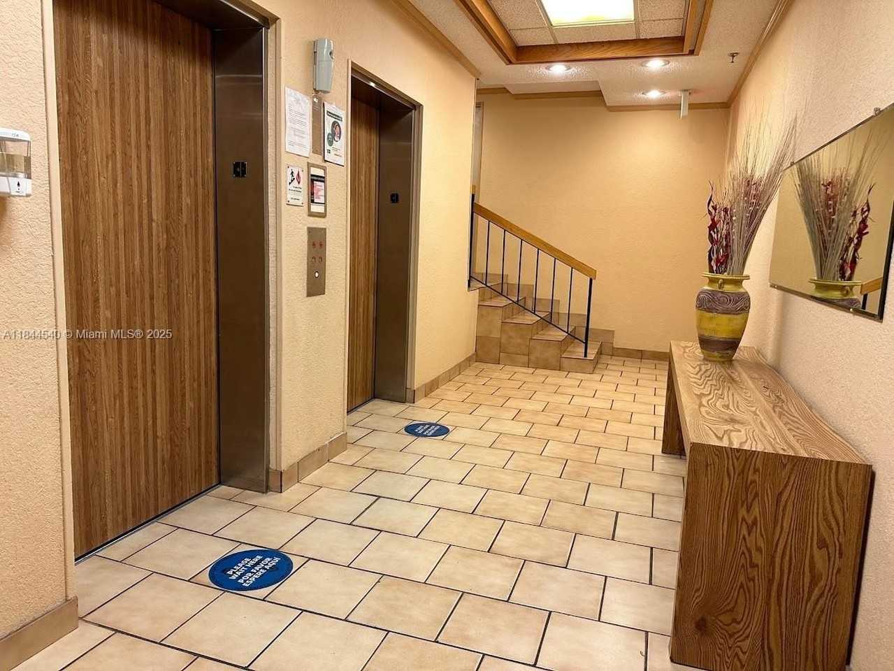 20850 San Simeon Way #407-5 - Photo 4 of 24