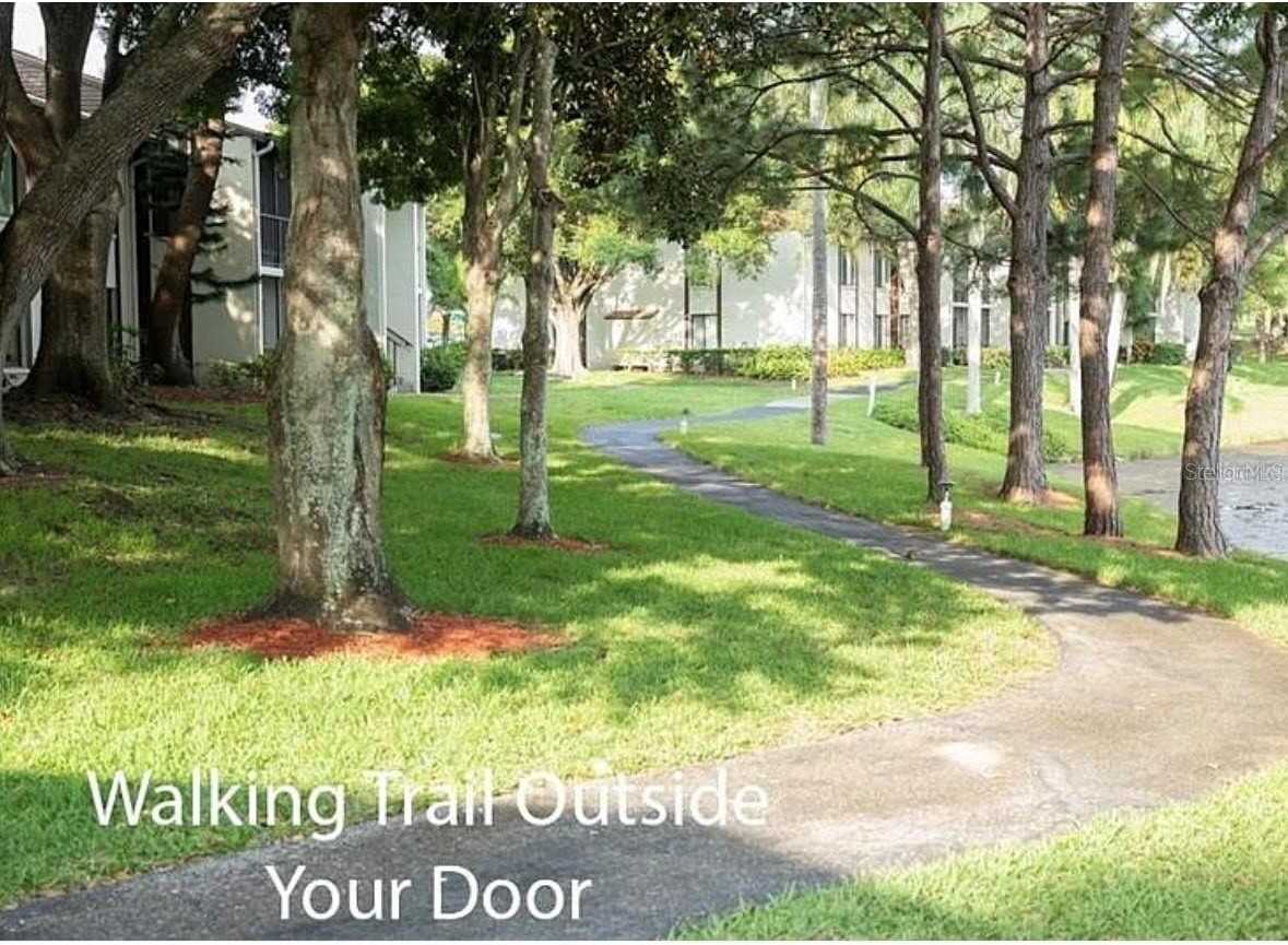 1724 Pine Ridge Way W #B1 - Photo 3 of 12