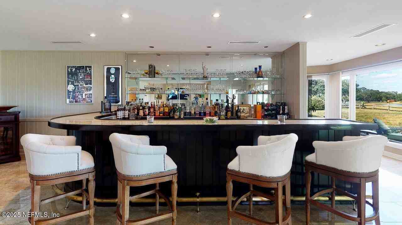 7987 Hollyridge Rd - Photo 5 of 50