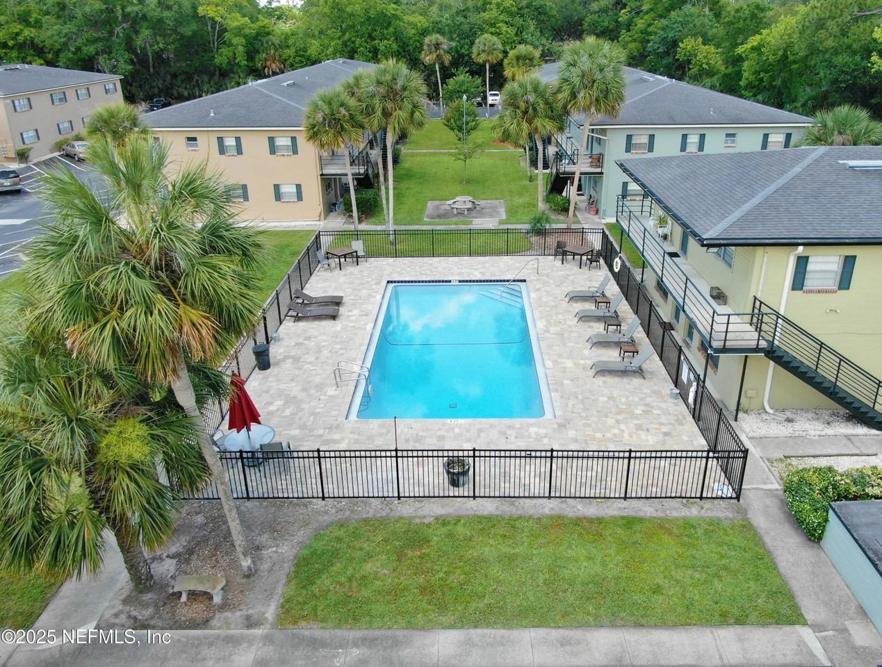 1920 Dean Rd #A - Photo 2 of 22