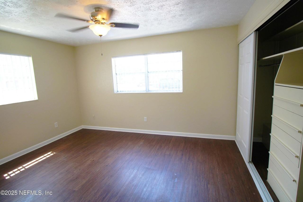 1920 Dean Rd #A - Photo 6 of 22