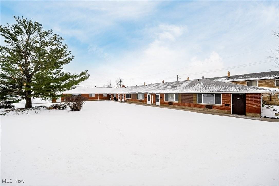 30050 Euclid Ave Apt A2 #A2 - Photo 2 of 21