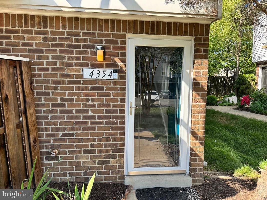 4354 Pembrook Village Dr