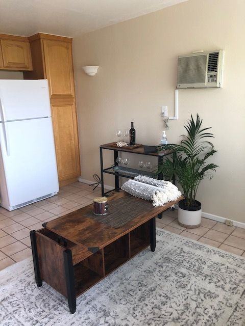 340 Gifford Ave - Photo 2 of 5