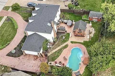 23917 Stonehedge Dr - Photo 4 of 4