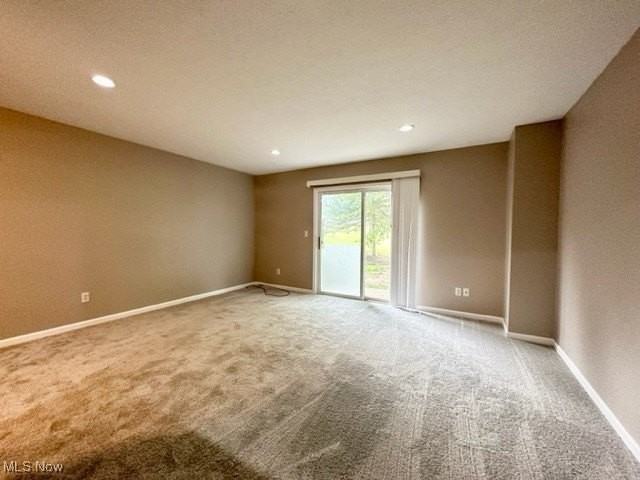 1330 Meadow Run - Photo 4 of 30