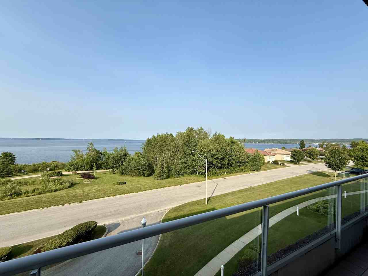 280 Aberdeen Boulevard - Photo 2 of 10