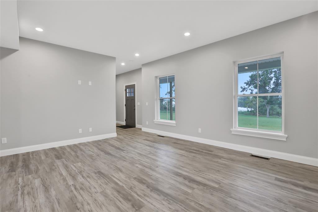 108 Clarke's Lane - Photo 7 of 23