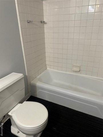 25300 Shiawassee Cir #202 - Photo 7 of 8