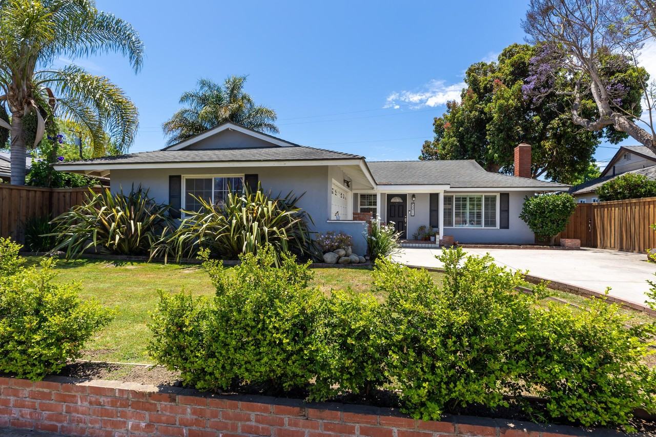 5071 Del Monaco Drive - Photo 2 of 18