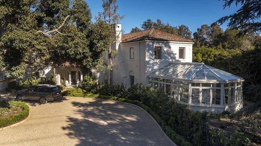 204 Hot Springs Rd - Photo 5 of 50