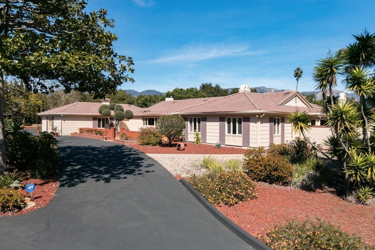 4460 Via Alegre - Photo 2 of 28