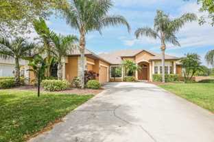 4068 Gardenwood Cir - Photo 1 of 1