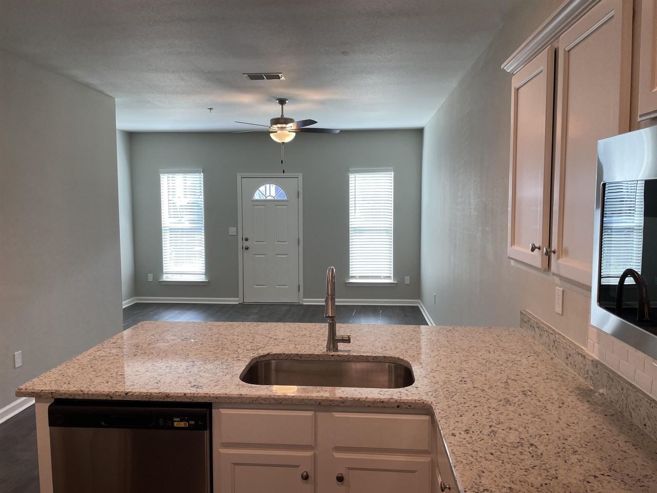 2272 Del Carmel Way - Photo 3 of 15