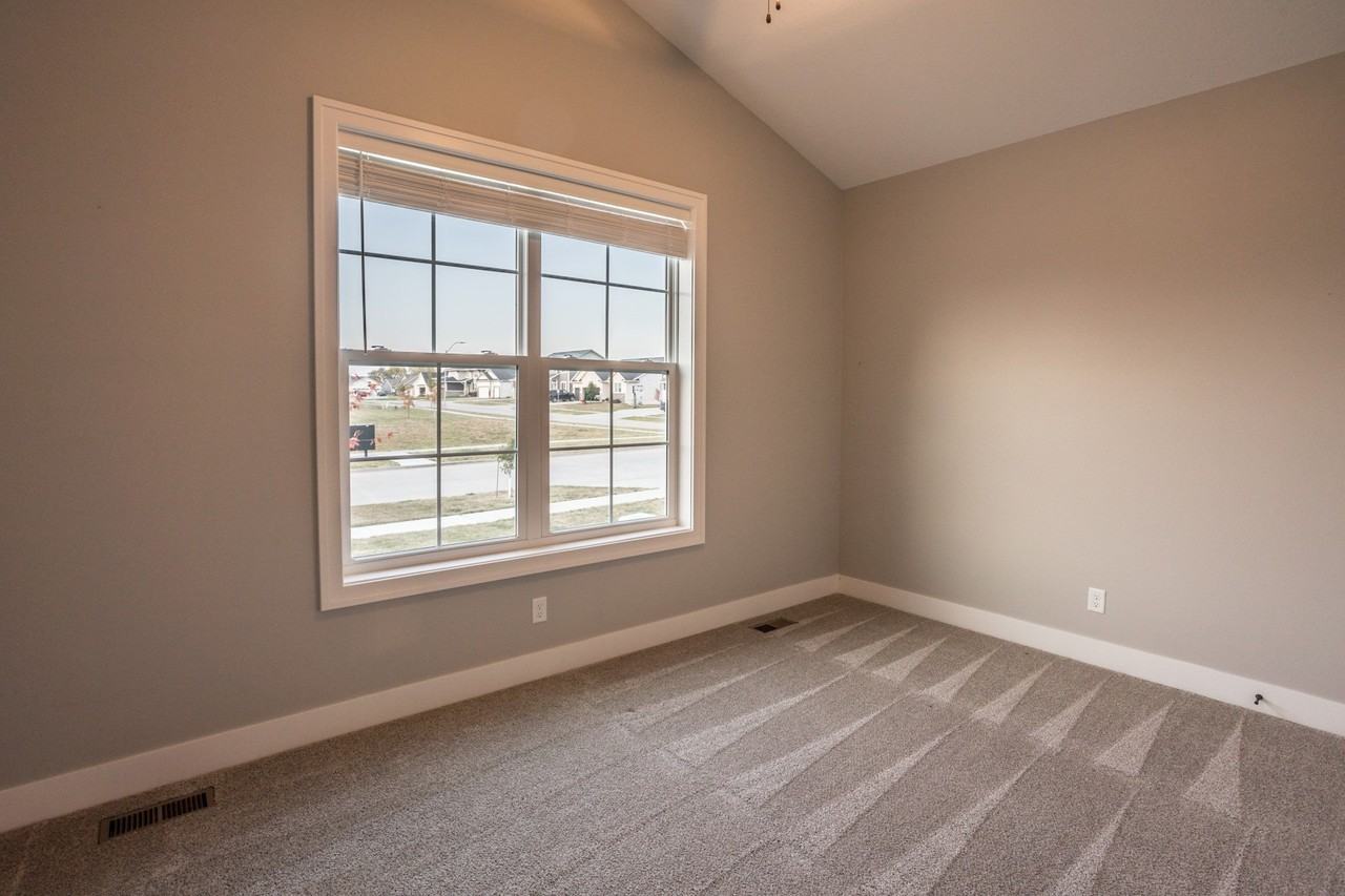 3307 Se 20th St - Photo 6 of 22