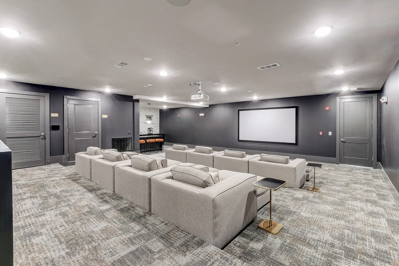 Linz Holly Springs - Photo 4 of 28