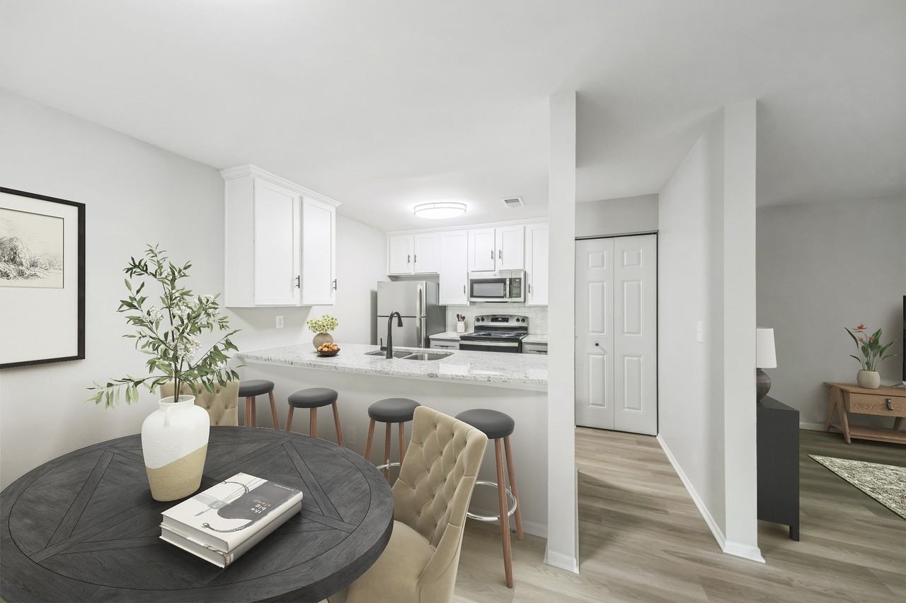 Eagle Rock Apartments at Columbia - Photo 2 of 50