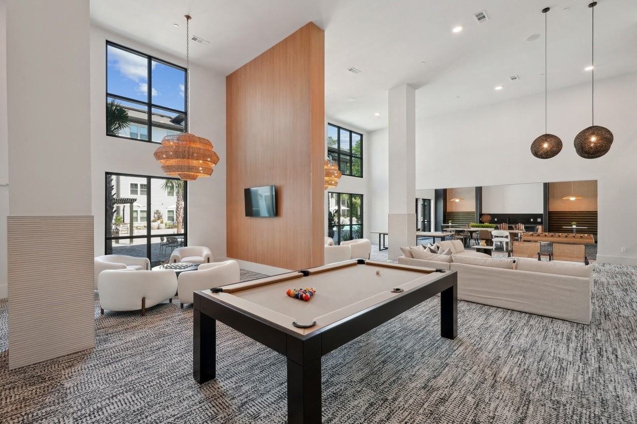 Solay Carnes Crossroads - Photo 7 of 29