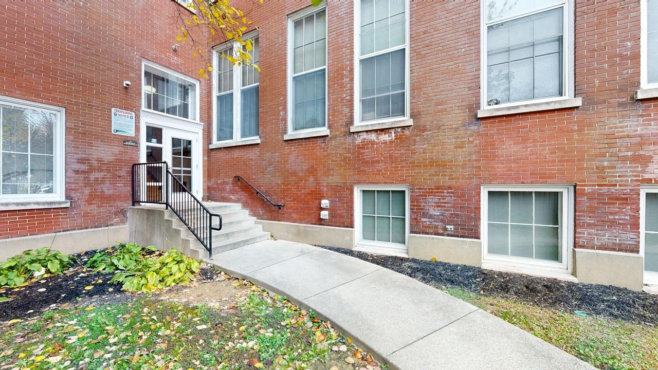 Old School 55+ - Photo 6 of 25