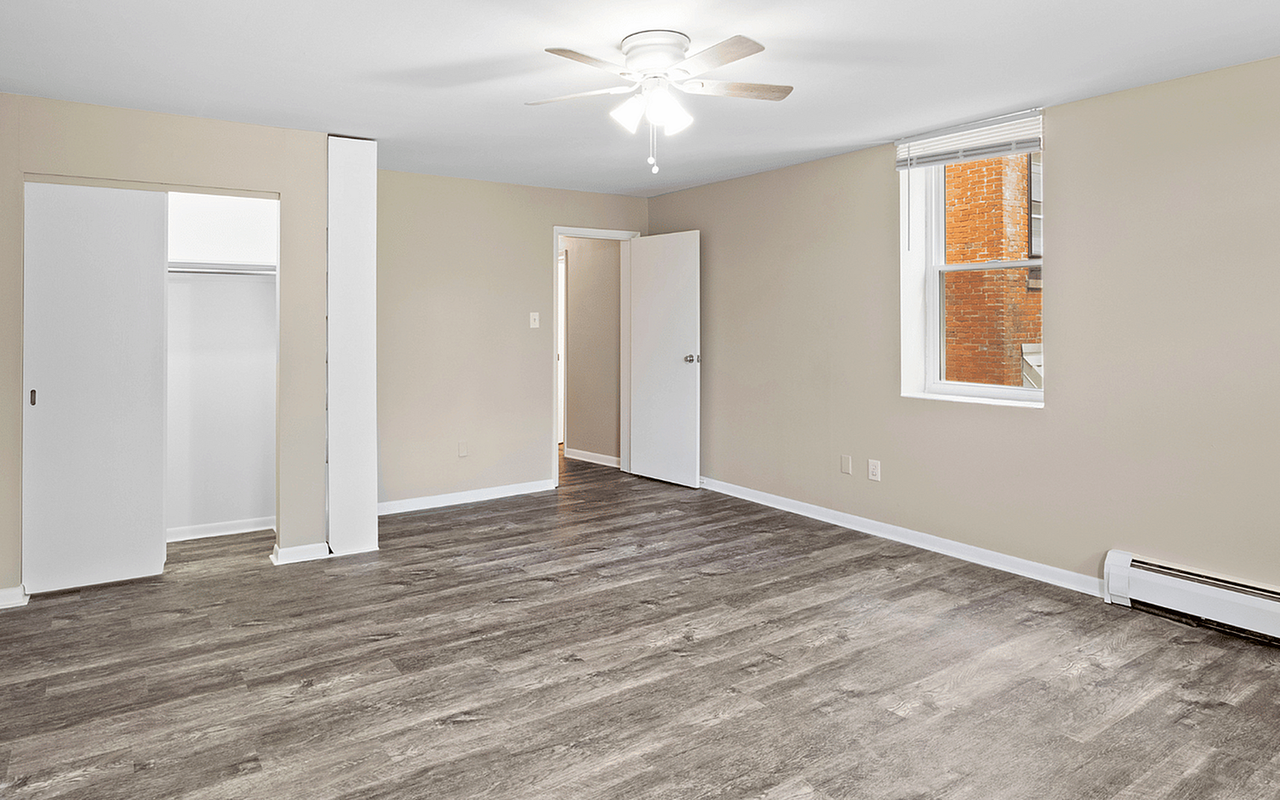 St. James of Eden Park - Photo 5 of 50