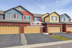 featured image of 3081 Countryside Ave #B