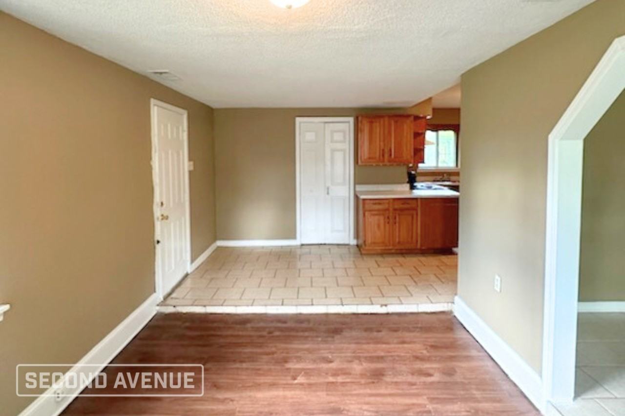 4387 Cottonwood Road - Photo 3 of 15