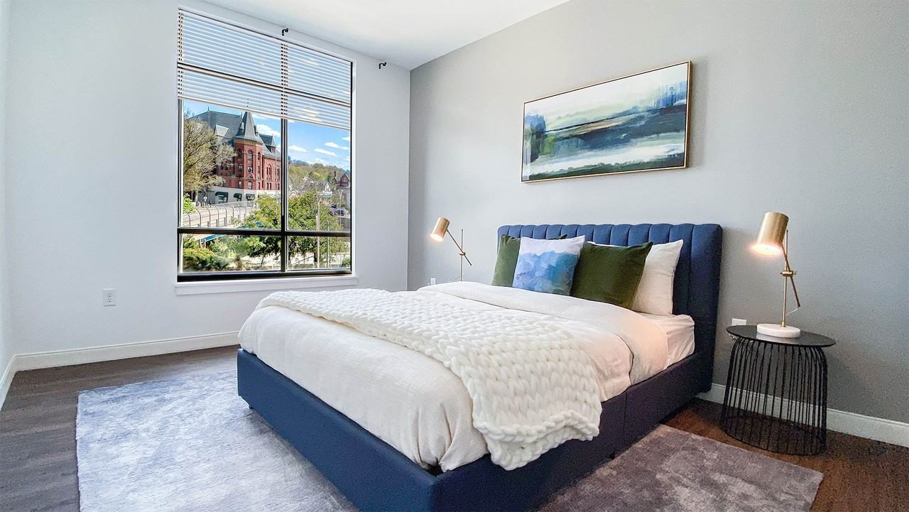 Trio Newton - Photo 5 of 22