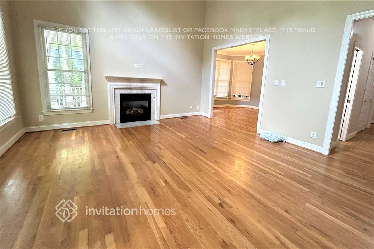 312 Great Smokey Mountain Dr - Photo 2 of 14