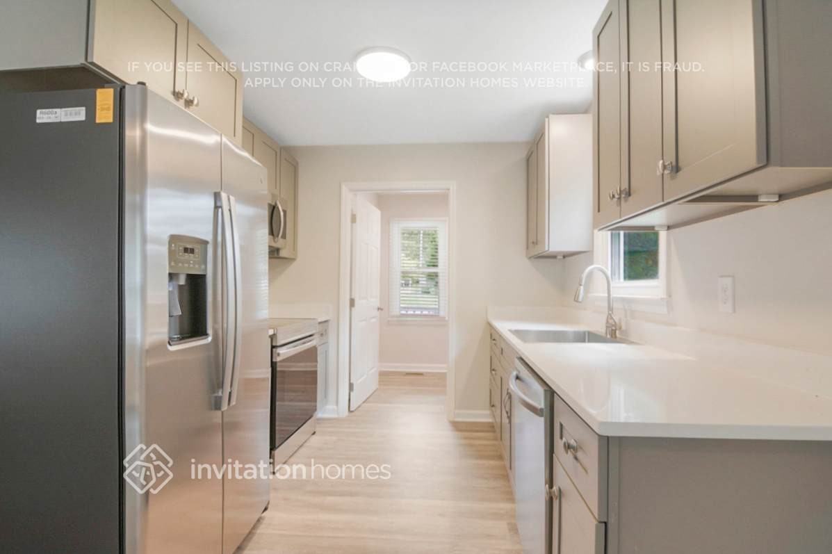2912 Buckboard Ln - Photo 4 of 17